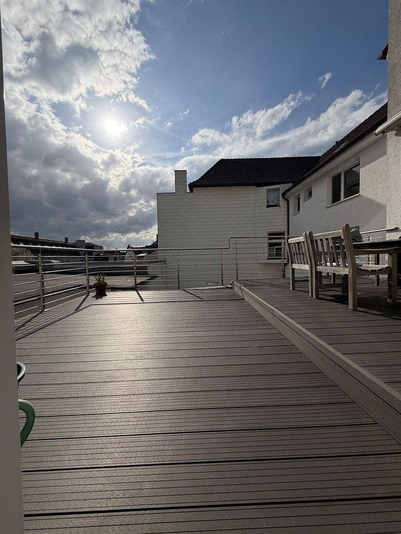Prenájom domu 220 m², pozemek 200 m², Ruhrstr. 34, Witten, Severné Porýnie - Westfálsko Prenájom domu 220 m², pozemek 200 m², Ruhrstr. 34, Witten, Severné Porýnie - Westfálsko