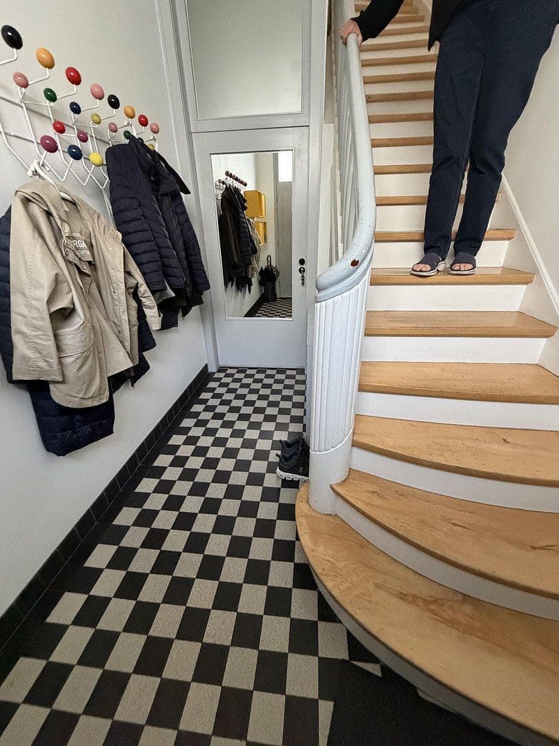 Prenájom domu 220 m², pozemek 200 m², Ruhrstr. 34, Witten, Severné Porýnie - Westfálsko Prenájom domu 220 m², pozemek 200 m², Ruhrstr. 34, Witten, Severné Porýnie - Westfálsko
