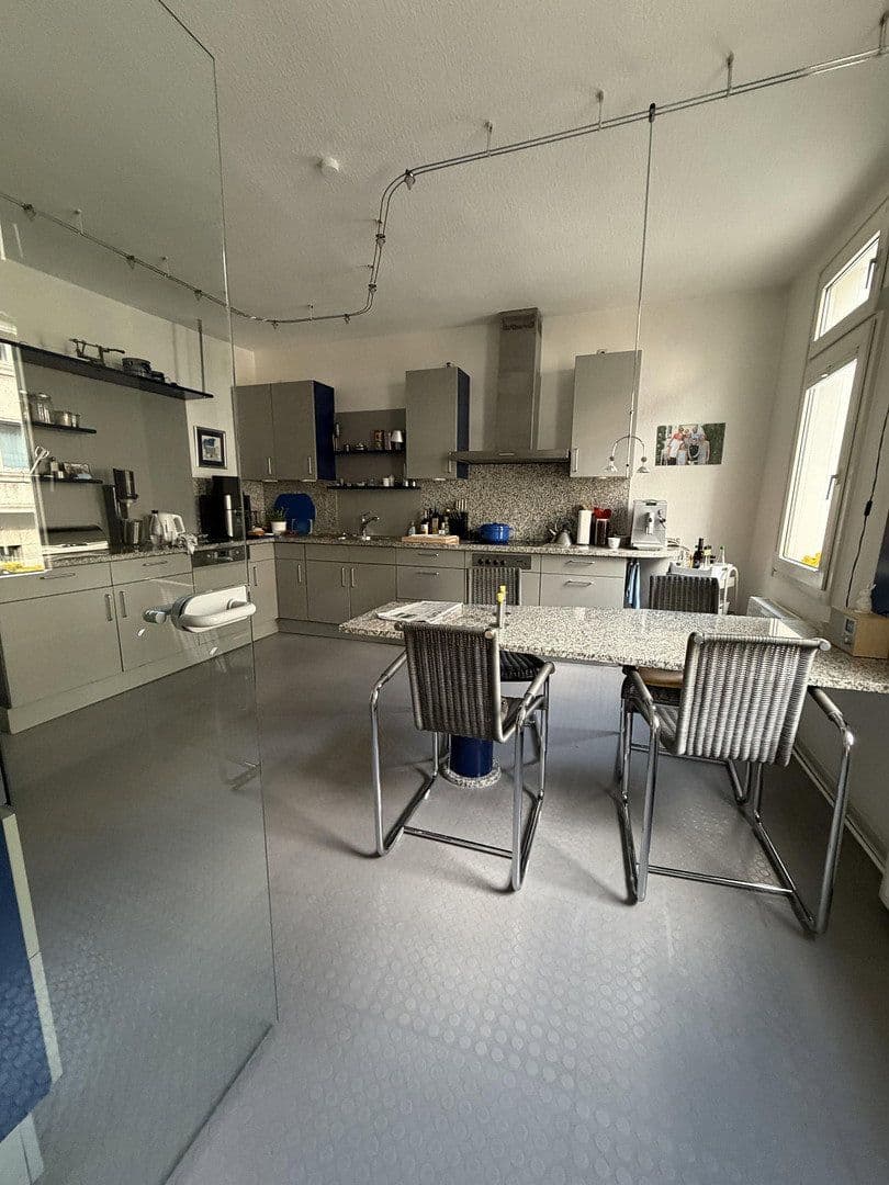 Prenájom domu 220 m², pozemek 200 m², Ruhrstr. 34, Witten, Severné Porýnie - Westfálsko Prenájom domu 220 m², pozemek 200 m², Ruhrstr. 34, Witten, Severné Porýnie - Westfálsko