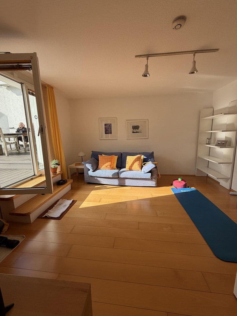 Prenájom domu 220 m², pozemek 200 m², Ruhrstr. 34, Witten, Severné Porýnie - Westfálsko Prenájom domu 220 m², pozemek 200 m², Ruhrstr. 34, Witten, Severné Porýnie - Westfálsko