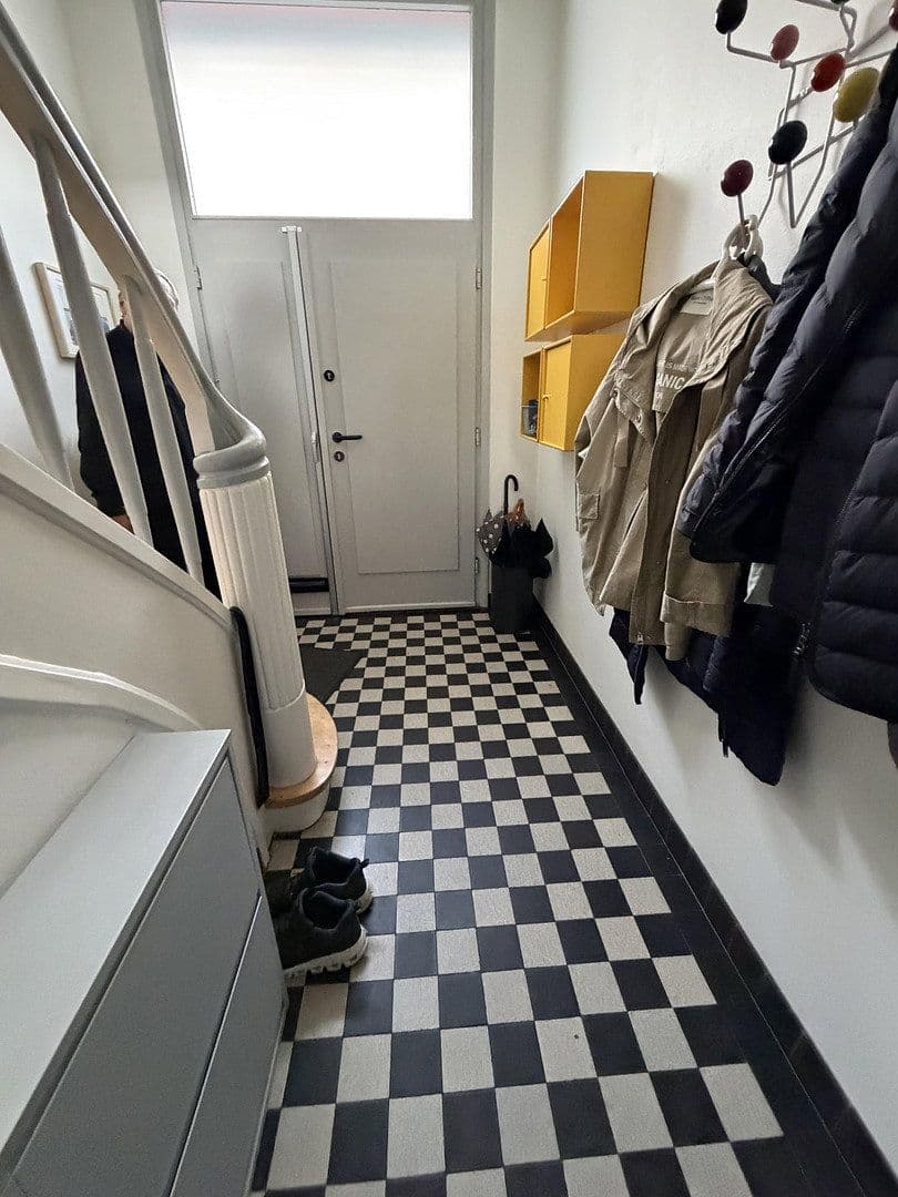 Prenájom domu 220 m², pozemek 200 m², Ruhrstr. 34, Witten, Severné Porýnie - Westfálsko Prenájom domu 220 m², pozemek 200 m², Ruhrstr. 34, Witten, Severné Porýnie - Westfálsko