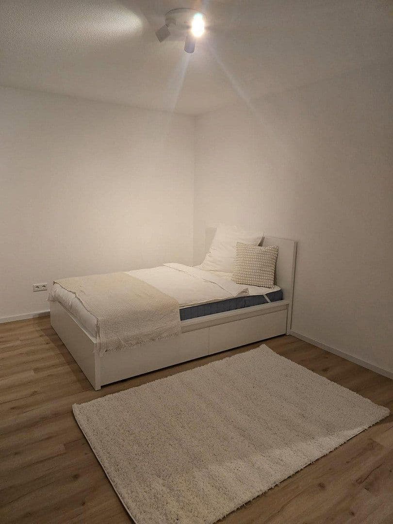 Prenájom bytu 1-izbový 35 m², Sonnenstraße 7, Fürth, Bavorsko Prenájom bytu 1-izbový 35 m², Sonnenstraße 7, Fürth, Bavorsko