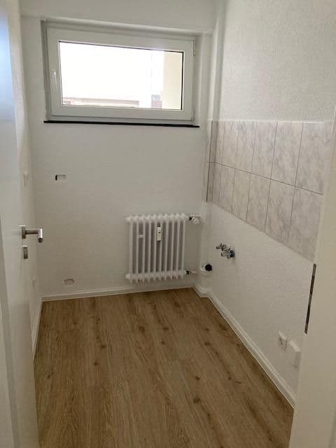 Prenájom bytu 1-izbový 31 m², Kaiserslautern, Porýnie-Falcko Prenájom bytu 1-izbový 31 m², Kaiserslautern, Porýnie-Falcko