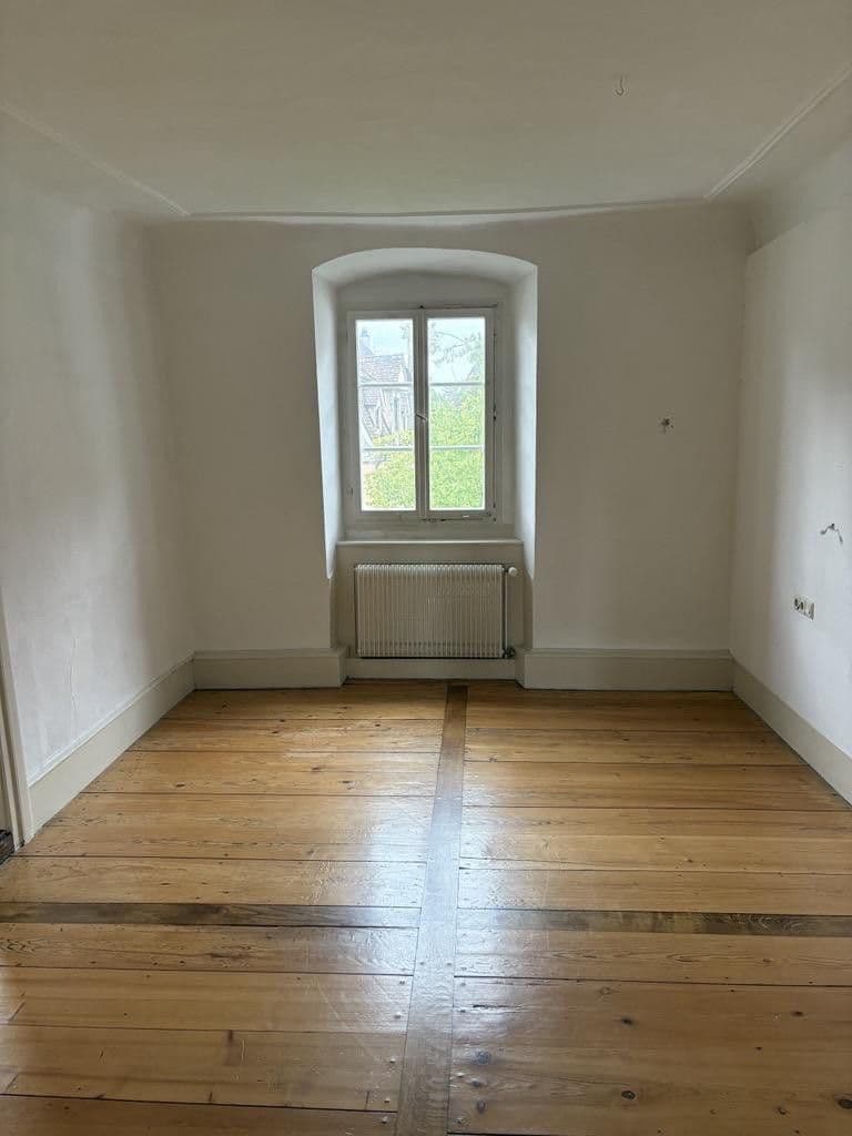 Prenájom bytu 4-izbový 145 m², Radolfzell am Bodensee, Bádensko-Wurttembersko Prenájom bytu 4-izbový 145 m², Radolfzell am Bodensee, Bádensko-Wurttembersko
