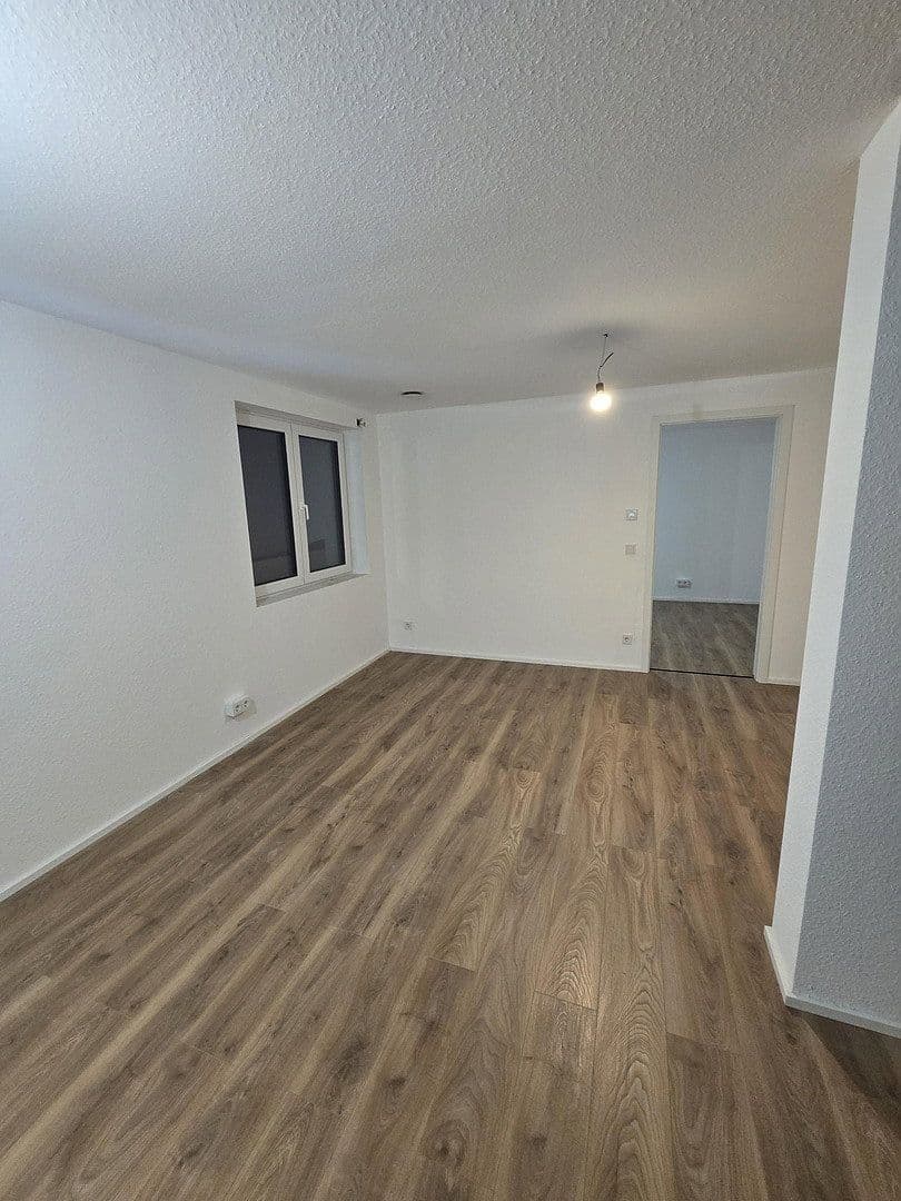 Prenájom bytu 2-izbový 52 m², Sandhausen, Bádensko-Wurttembersko Prenájom bytu 2-izbový 52 m², Sandhausen, Bádensko-Wurttembersko