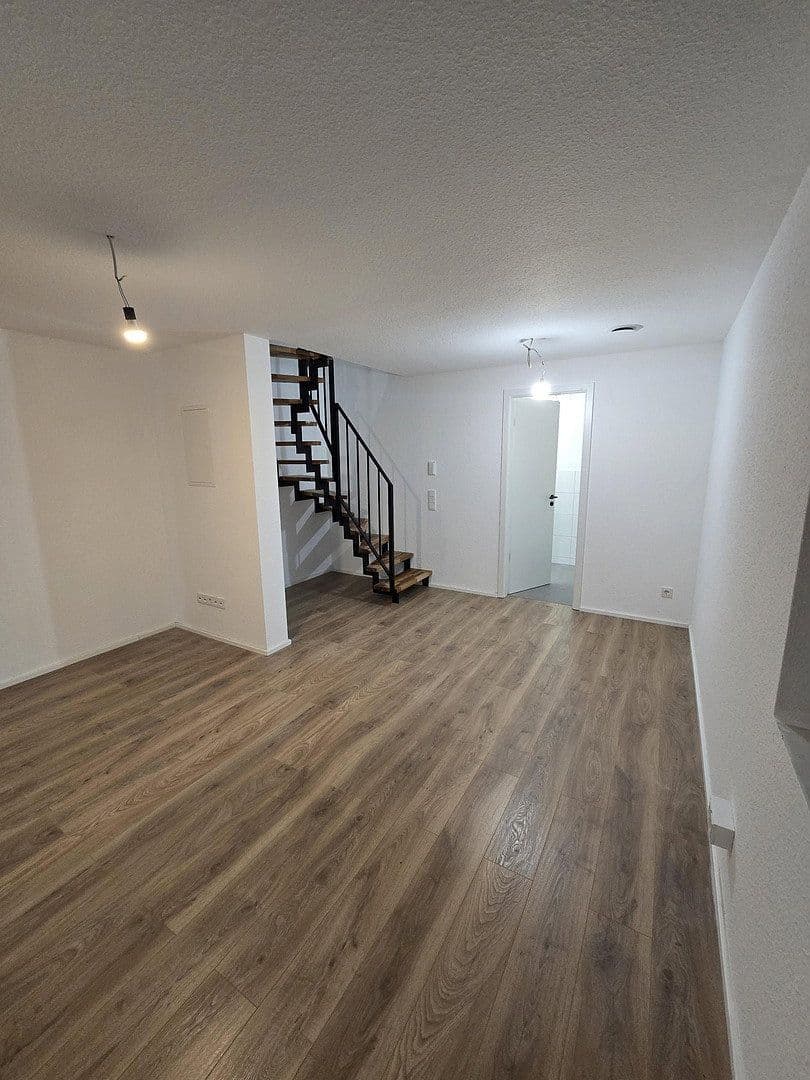 Prenájom bytu 2-izbový 52 m², Sandhausen, Bádensko-Wurttembersko Prenájom bytu 2-izbový 52 m², Sandhausen, Bádensko-Wurttembersko