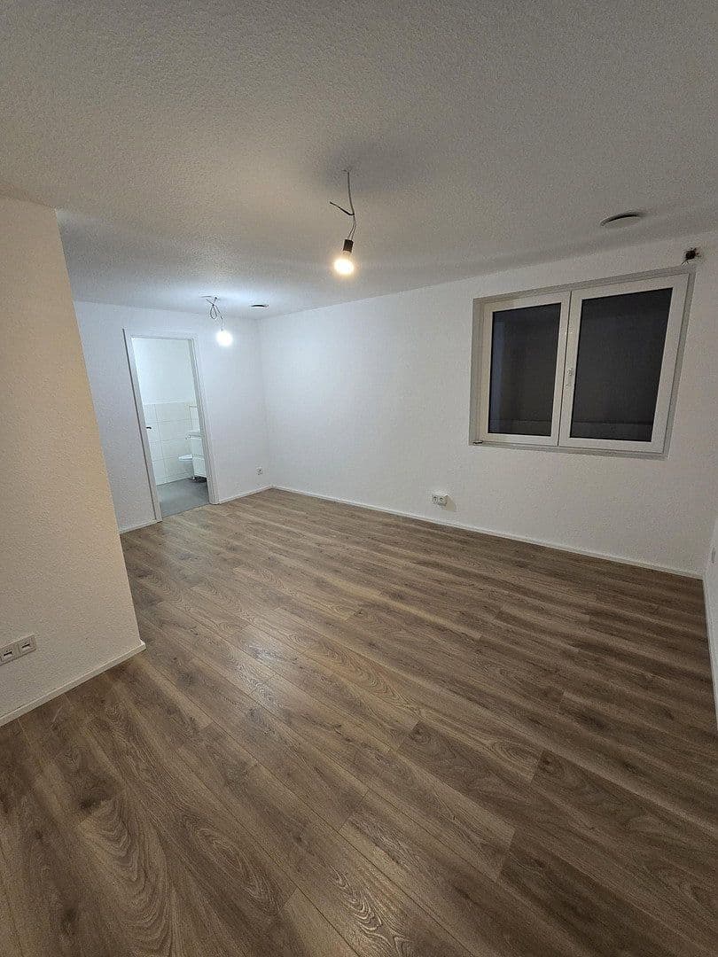 Prenájom bytu 2-izbový 52 m², Sandhausen, Bádensko-Wurttembersko Prenájom bytu 2-izbový 52 m², Sandhausen, Bádensko-Wurttembersko
