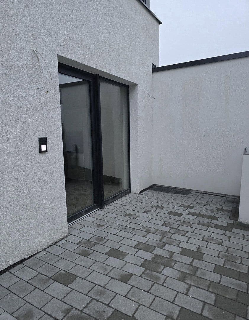 Prenájom bytu 2-izbový 52 m², Sandhausen, Bádensko-Wurttembersko Prenájom bytu 2-izbový 52 m², Sandhausen, Bádensko-Wurttembersko