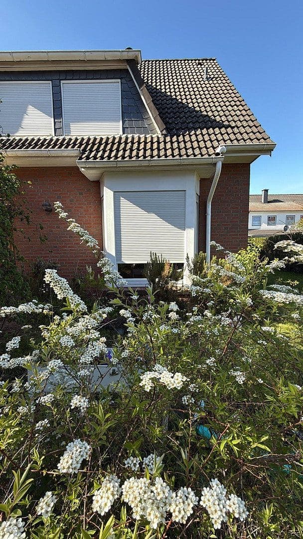 Predaj domu 160 m², pozemek 580 m², Wedel, Šlezvicko-Holštajnsko Predaj domu 160 m², pozemek 580 m², Wedel, Šlezvicko-Holštajnsko