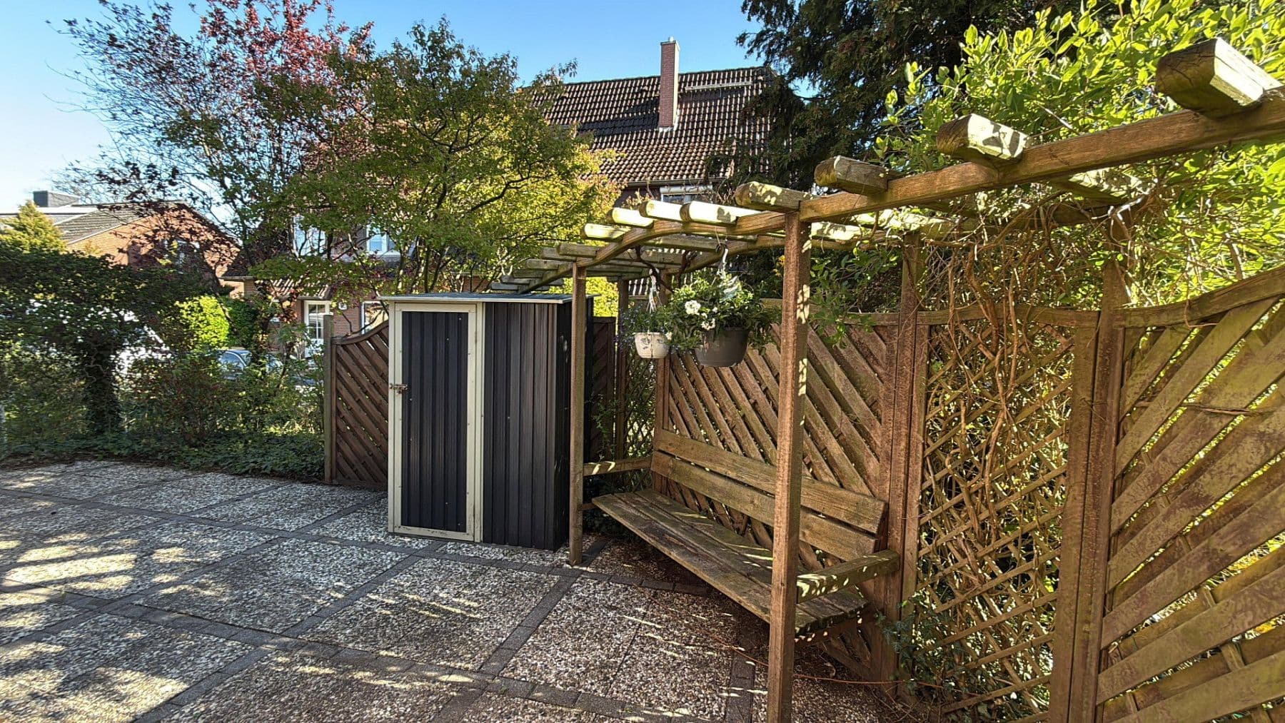Predaj domu 160 m², pozemek 580 m², Wedel, Šlezvicko-Holštajnsko Predaj domu 160 m², pozemek 580 m², Wedel, Šlezvicko-Holštajnsko