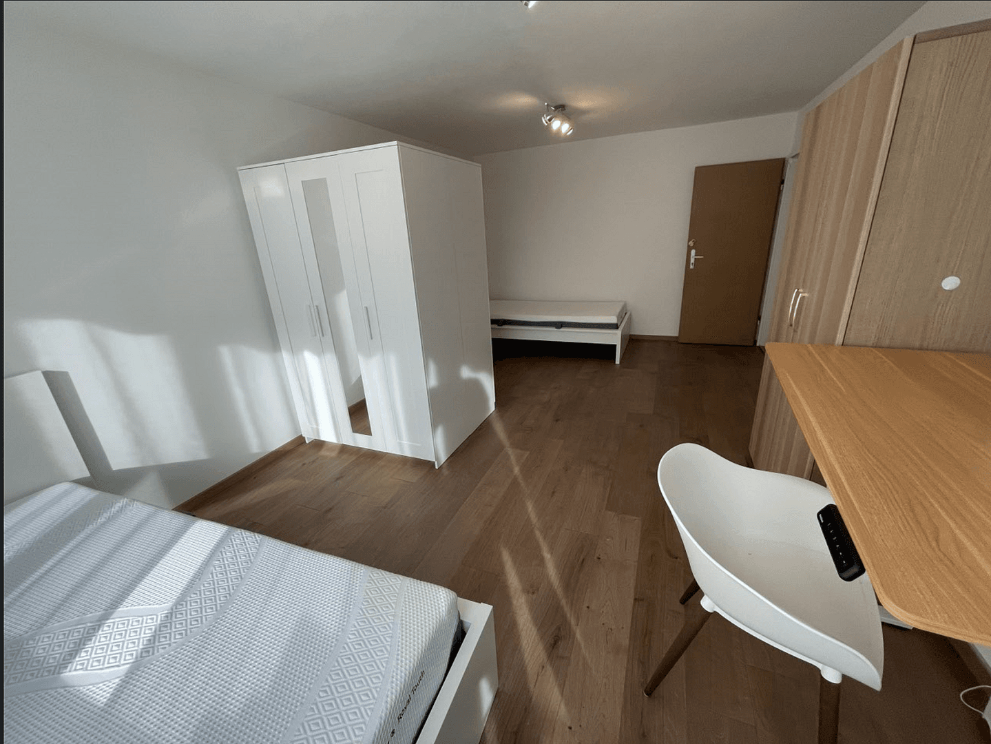 Predaj bytu 3-izbový 83 m², Dieselstr, München, Bavorsko Predaj bytu 3-izbový 83 m², Dieselstr, München, Bavorsko
