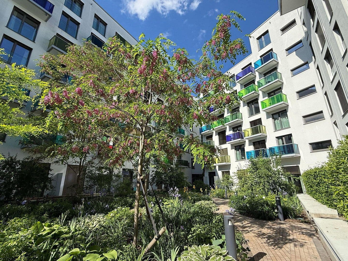 Prenájom bytu 1-izbový 20 m², Kleyerstr. 1, Frankfurt am Main, Hesensko Prenájom bytu 1-izbový 20 m², Kleyerstr. 1, Frankfurt am Main, Hesensko