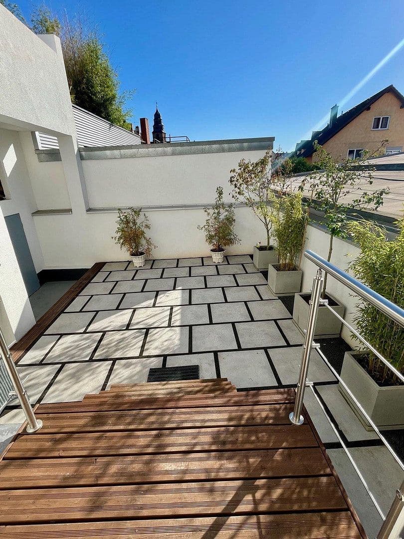 Predaj domu 253 m², pozemek 249 m², Kahl am Main, Bavorsko Predaj domu 253 m², pozemek 249 m², Kahl am Main, Bavorsko