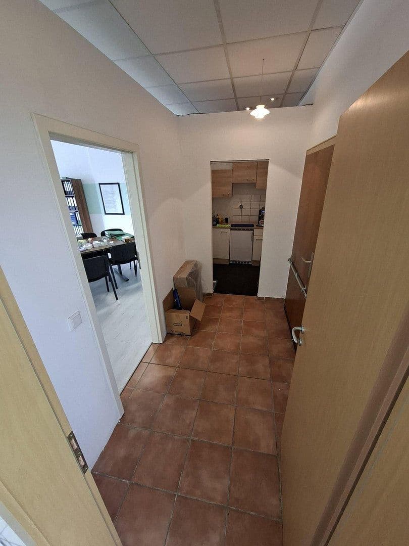 Prenájom kancelárie 74 m², Lindenstr. 37a, Gladbeck, Severné Porýnie - Westfálsko Prenájom kancelárie 74 m², Lindenstr. 37a, Gladbeck, Severné Porýnie - Westfálsko