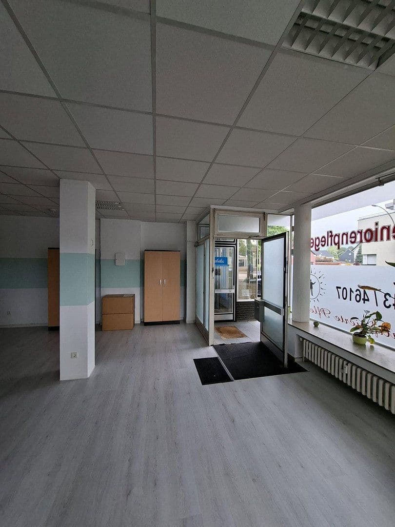 Prenájom kancelárie 74 m², Lindenstr. 37a, Gladbeck, Severné Porýnie - Westfálsko Prenájom kancelárie 74 m², Lindenstr. 37a, Gladbeck, Severné Porýnie - Westfálsko