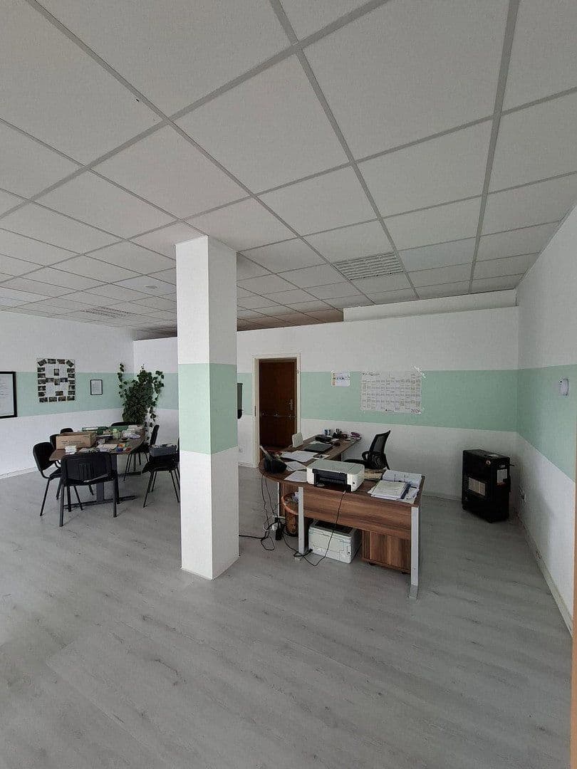 Prenájom kancelárie 74 m², Lindenstr. 37a, Gladbeck, Severné Porýnie - Westfálsko Prenájom kancelárie 74 m², Lindenstr. 37a, Gladbeck, Severné Porýnie - Westfálsko