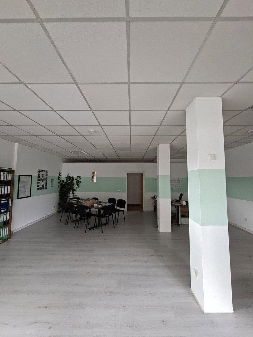 Prenájom kancelárie 74 m², Lindenstr. 37a, Gladbeck, Severné Porýnie - Westfálsko Prenájom kancelárie 74 m², Lindenstr. 37a, Gladbeck, Severné Porýnie - Westfálsko