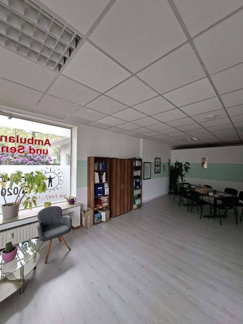 Prenájom kancelárie 74 m², Lindenstr. 37a, Gladbeck, Severné Porýnie - Westfálsko Prenájom kancelárie 74 m², Lindenstr. 37a, Gladbeck, Severné Porýnie - Westfálsko