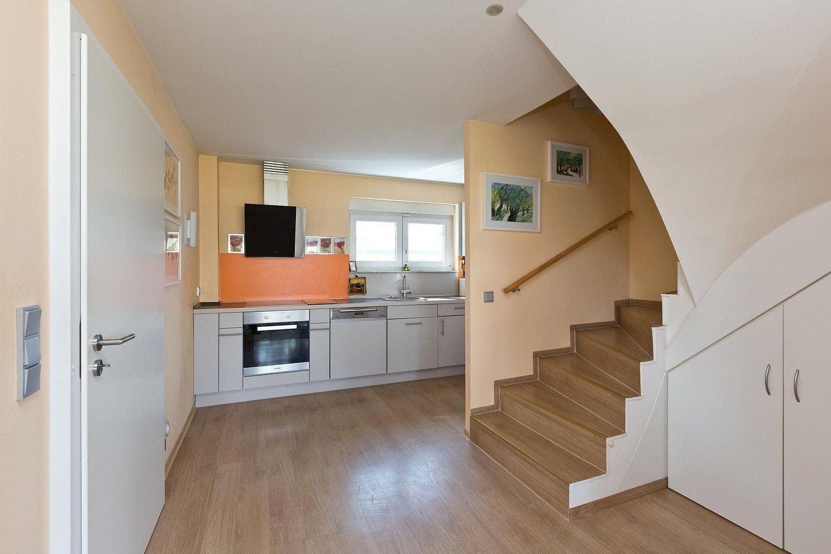Predaj domu 150 m², pozemek 465 m², Göhren-Lebbin, Meklenbursko-Predpomoransko Predaj domu 150 m², pozemek 465 m², Göhren-Lebbin, Meklenbursko-Predpomoransko