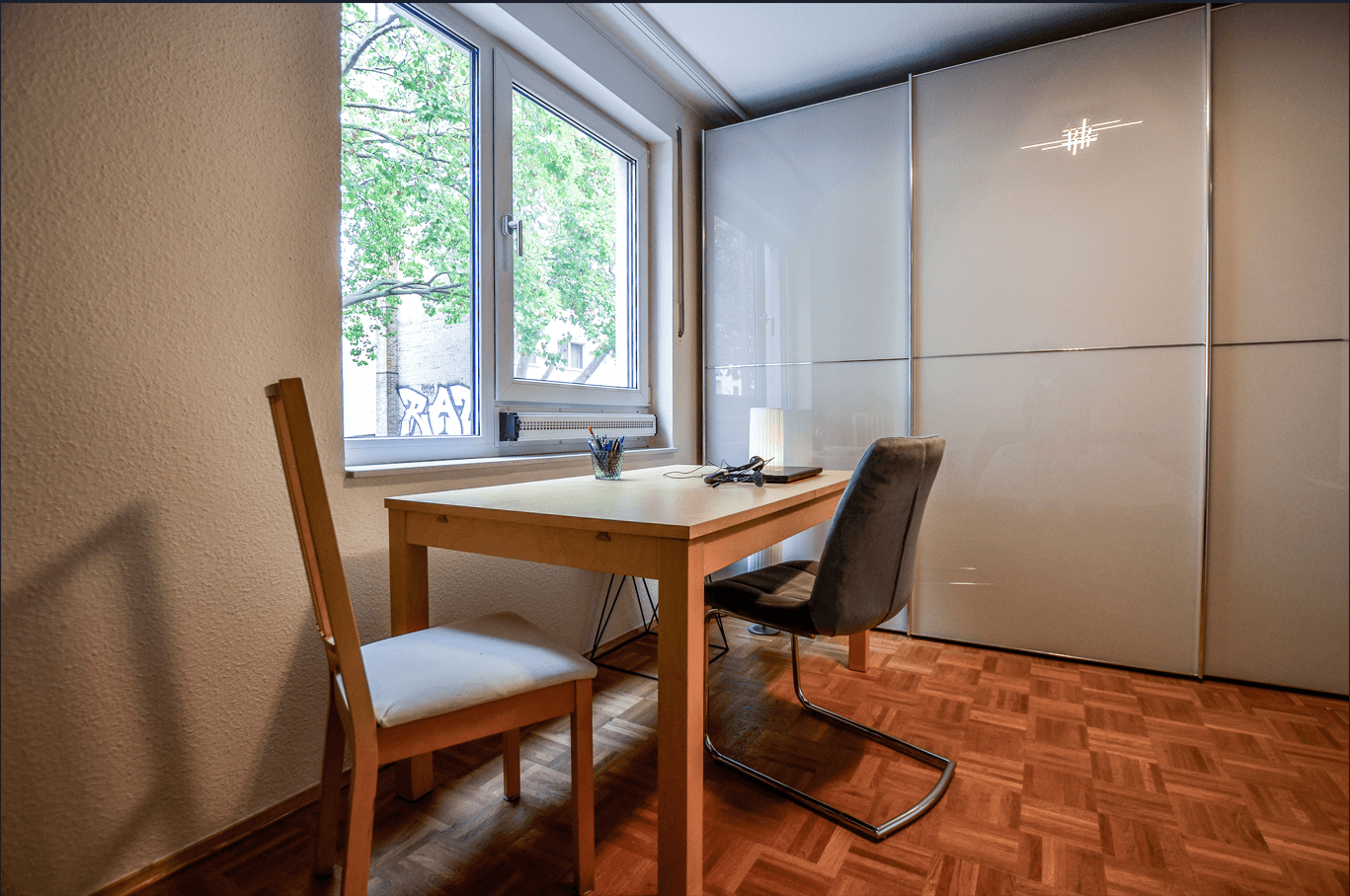 Prenájom bytu 3-izbový 75 m², Deutz-Mülheimer Str. 262B, Köln, Severné Porýnie - Westfálsko Prenájom bytu 3-izbový 75 m², Deutz-Mülheimer Str. 262B, Köln, Severné Porýnie - Westfálsko