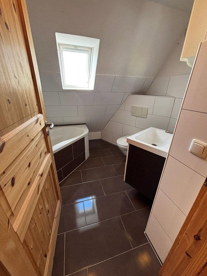 Predaj domu 162 m², pozemek 1.317 m², Alte Salzstr. 28, Bösdorf, Šlezvicko-Holštajnsko Predaj domu 162 m², pozemek 1.317 m², Alte Salzstr. 28, Bösdorf, Šlezvicko-Holštajnsko