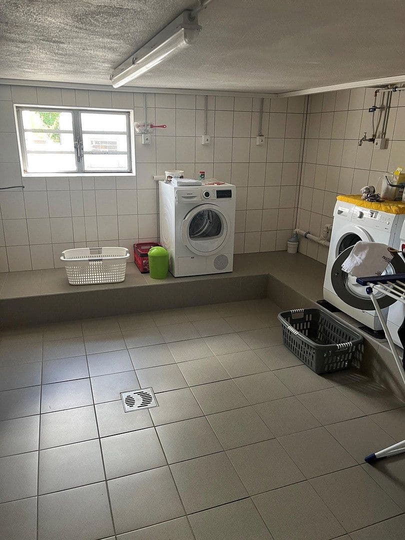 Predaj domu 214 m², pozemek 523 m², Neuwied, Porýnie-Falcko Predaj domu 214 m², pozemek 523 m², Neuwied, Porýnie-Falcko