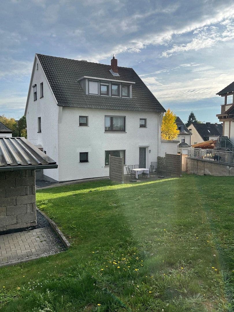 Predaj domu 214 m², pozemek 523 m², Neuwied, Porýnie-Falcko Predaj domu 214 m², pozemek 523 m², Neuwied, Porýnie-Falcko