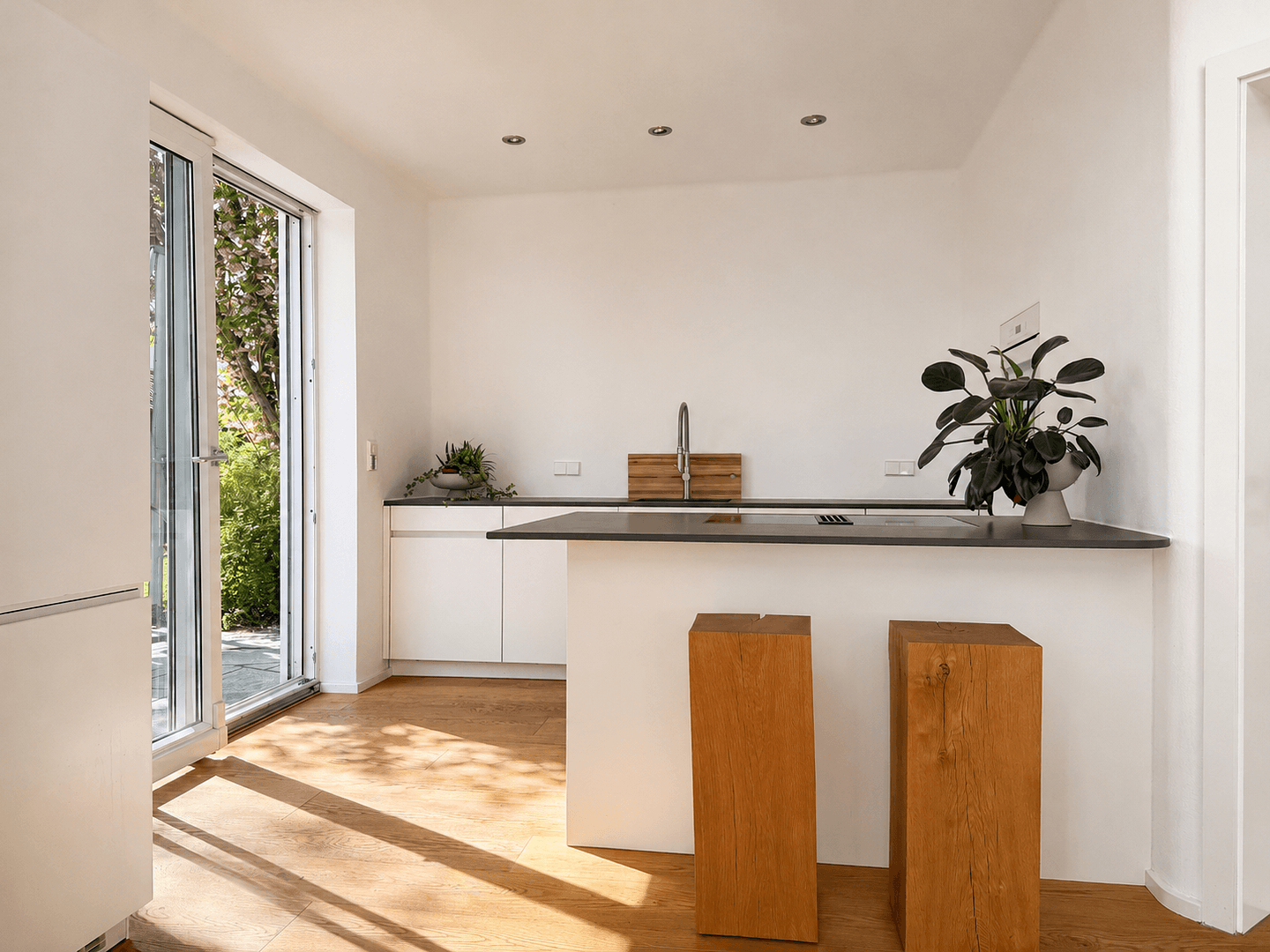 Predaj domu 291 m², pozemek 1.932 m², Forstinning, Bavorsko Predaj domu 291 m², pozemek 1.932 m², Forstinning, Bavorsko