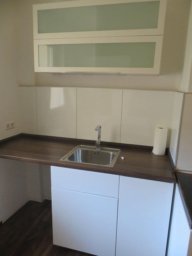Prenájom bytu 2-izbový 70 m², Nürnberg, Bavorsko Prenájom bytu 2-izbový 70 m², Nürnberg, Bavorsko