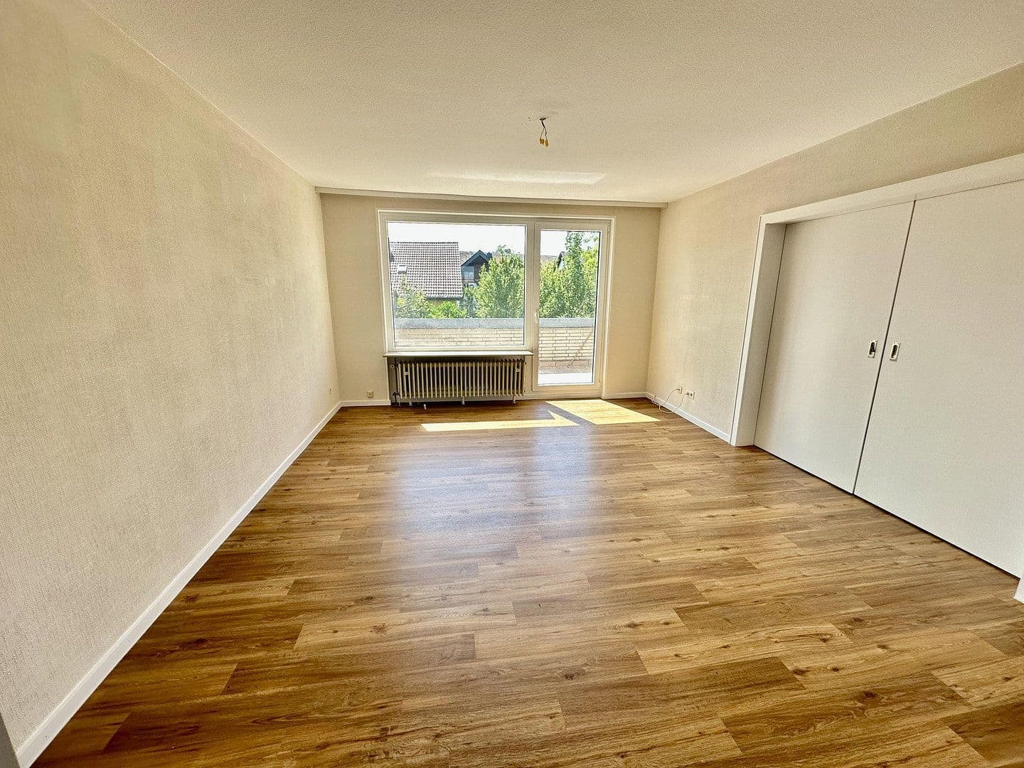 Prenájom bytu 3-izbový 101 m², Hanau, Hesensko Prenájom bytu 3-izbový 101 m², Hanau, Hesensko