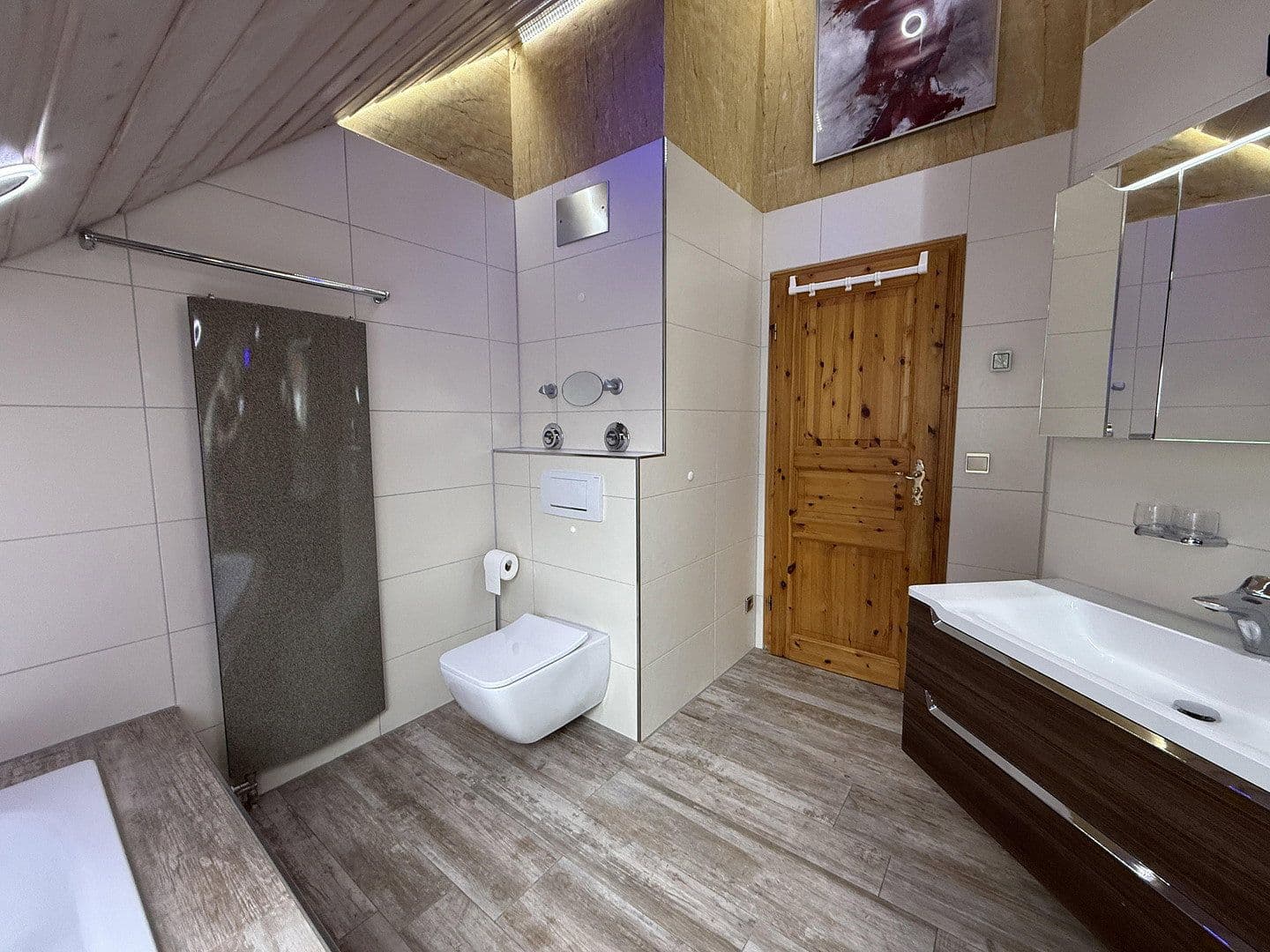 Predaj bytu 4-izbový 105 m², Bad Ditzenbach, Bádensko-Wurttembersko Predaj bytu 4-izbový 105 m², Bad Ditzenbach, Bádensko-Wurttembersko
