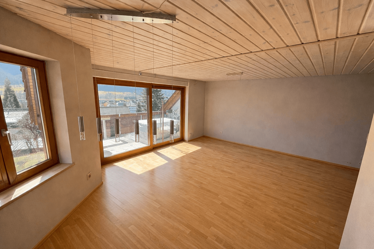 Predaj bytu 4-izbový 105 m², Bad Ditzenbach, Bádensko-Wurttembersko Predaj bytu 4-izbový 105 m², Bad Ditzenbach, Bádensko-Wurttembersko