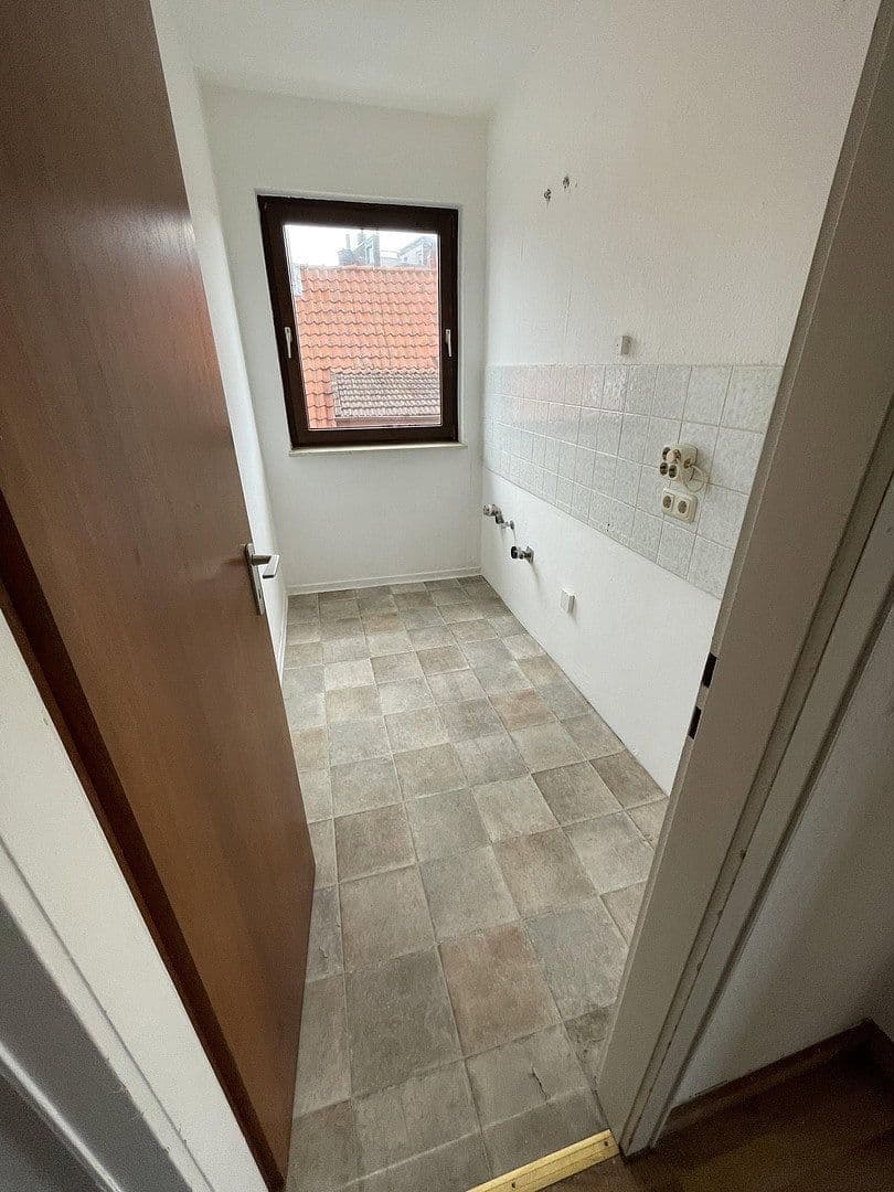 Prenájom bytu 3-izbový 54 m², Göttingen, Dolné Sasko Prenájom bytu 3-izbový 54 m², Göttingen, Dolné Sasko