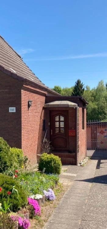 Predaj domu 110 m², pozemek 2.023 m², Kiel, Šlezvicko-Holštajnsko Predaj domu 110 m², pozemek 2.023 m², Kiel, Šlezvicko-Holštajnsko
