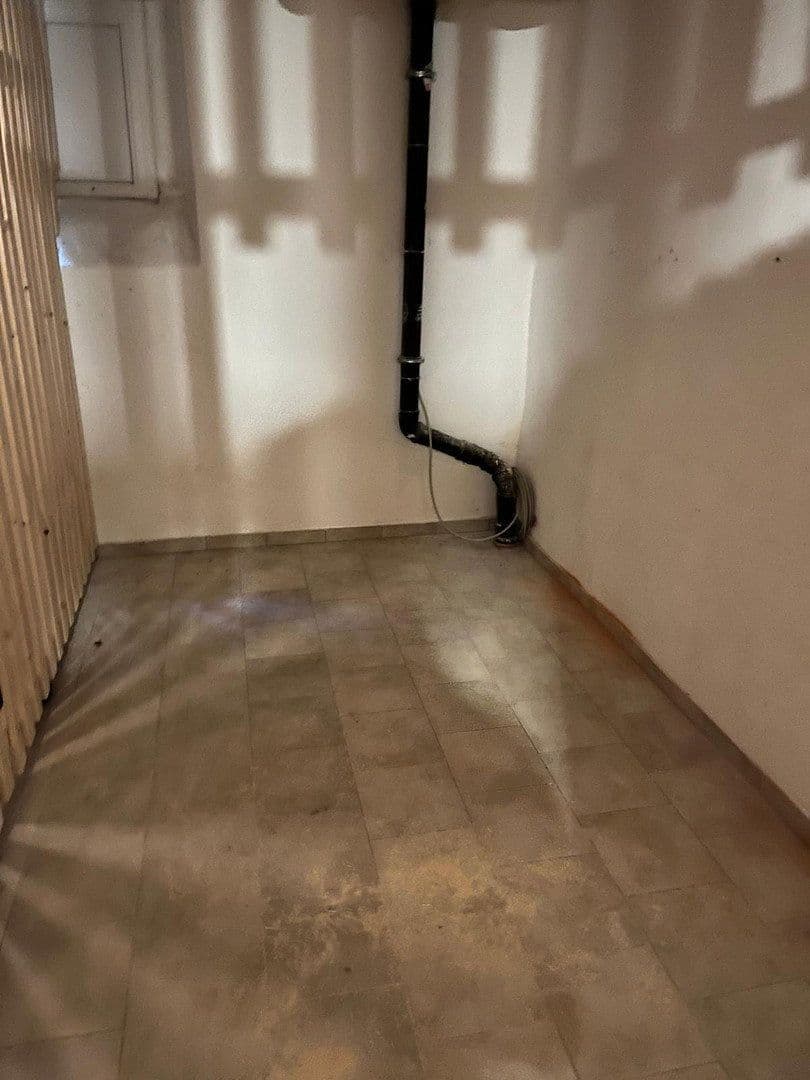 Prenájom bytu 5-izbový 141 m², München, Bavorsko Prenájom bytu 5-izbový 141 m², München, Bavorsko