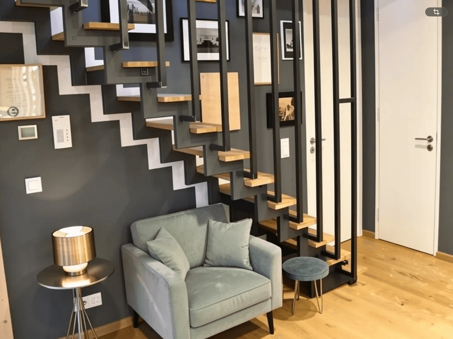 Prenájom bytu 5-izbový 141 m², München, Bavorsko Prenájom bytu 5-izbový 141 m², München, Bavorsko