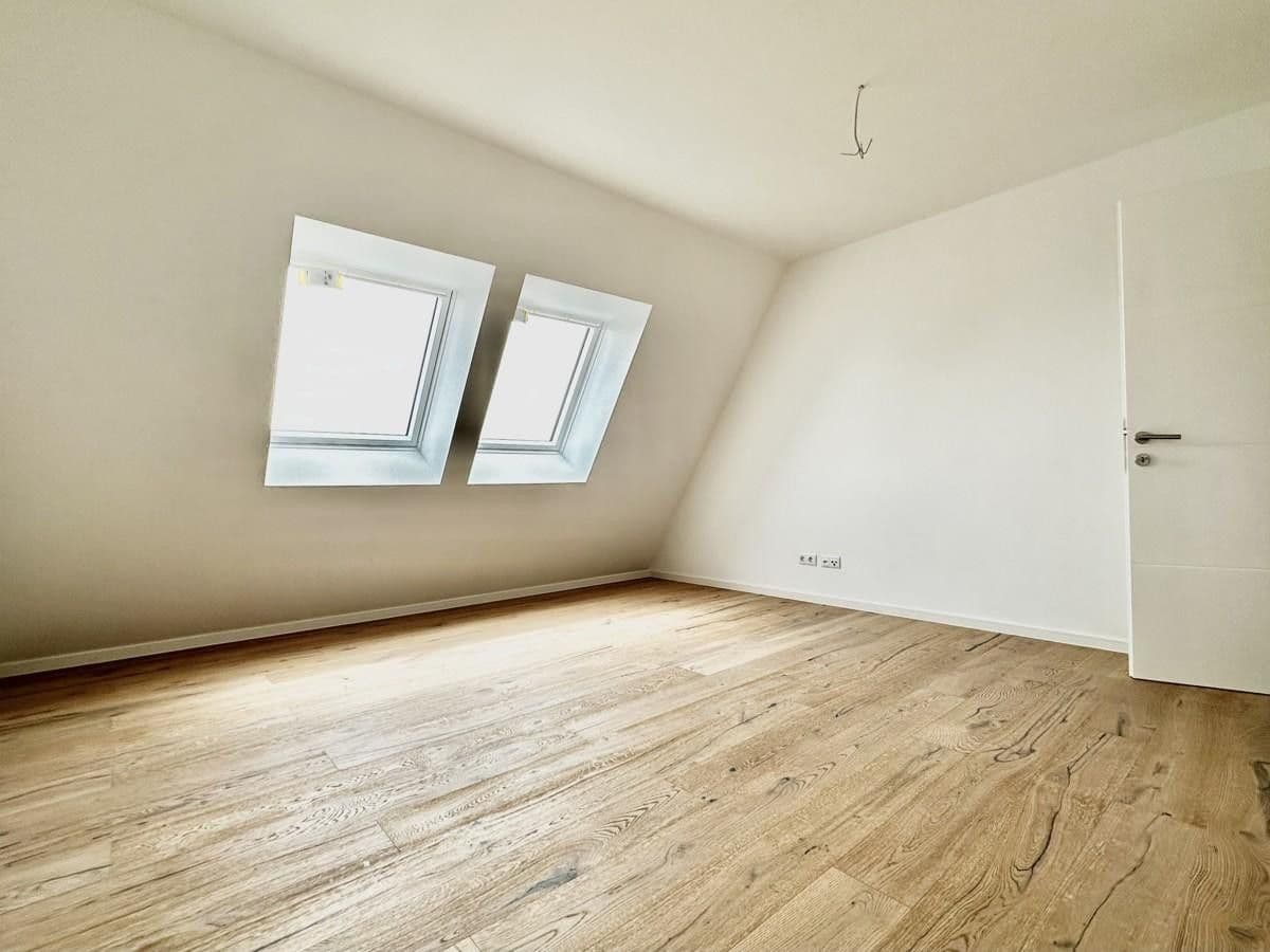 Prenájom bytu 3-izbový 91 m², Kieselbronn, Bádensko-Wurttembersko Prenájom bytu 3-izbový 91 m², Kieselbronn, Bádensko-Wurttembersko