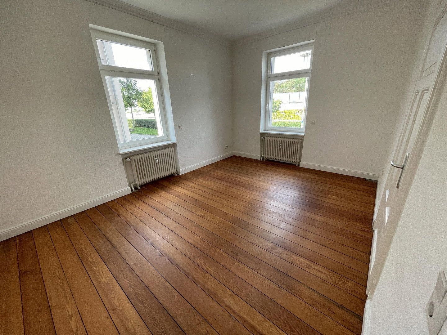 Predaj domu 303 m², pozemek 475 m², Bensheim, Hesensko Predaj domu 303 m², pozemek 475 m², Bensheim, Hesensko
