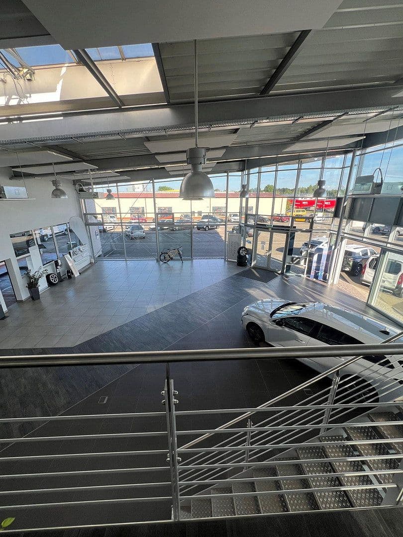 Prenájom kancelárie 361 m², Achern, Bádensko-Wurttembersko Prenájom kancelárie 361 m², Achern, Bádensko-Wurttembersko