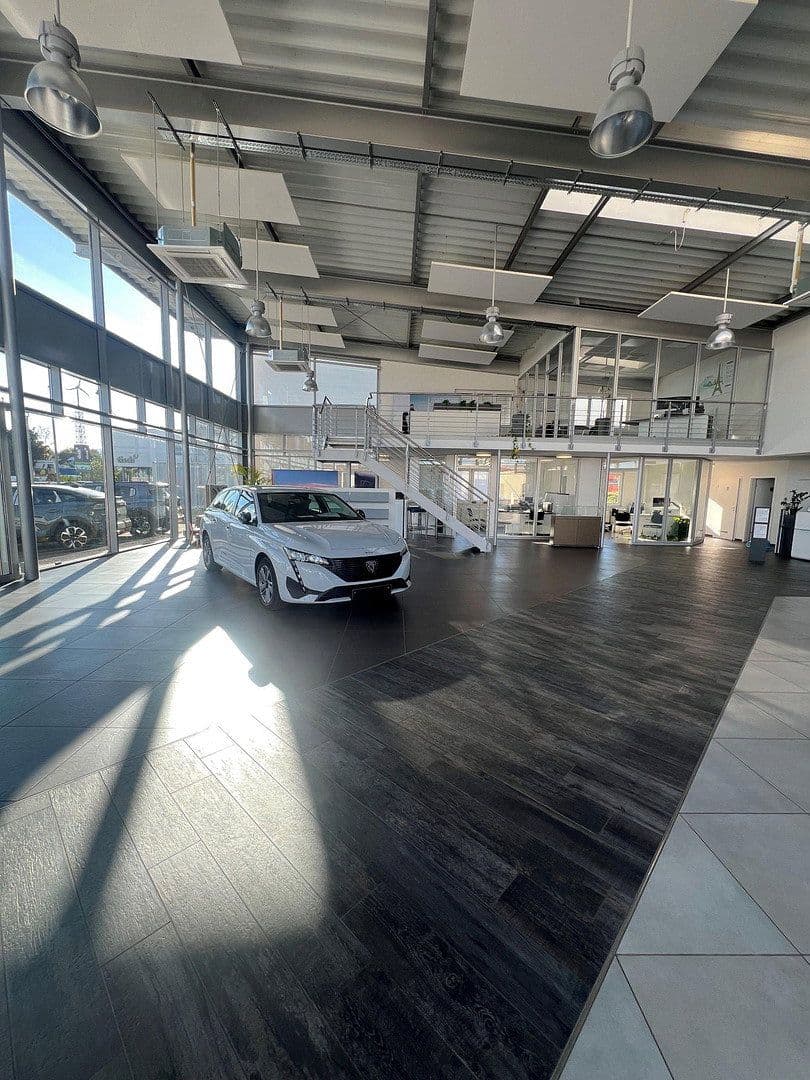 Prenájom kancelárie 361 m², Achern, Bádensko-Wurttembersko Prenájom kancelárie 361 m², Achern, Bádensko-Wurttembersko