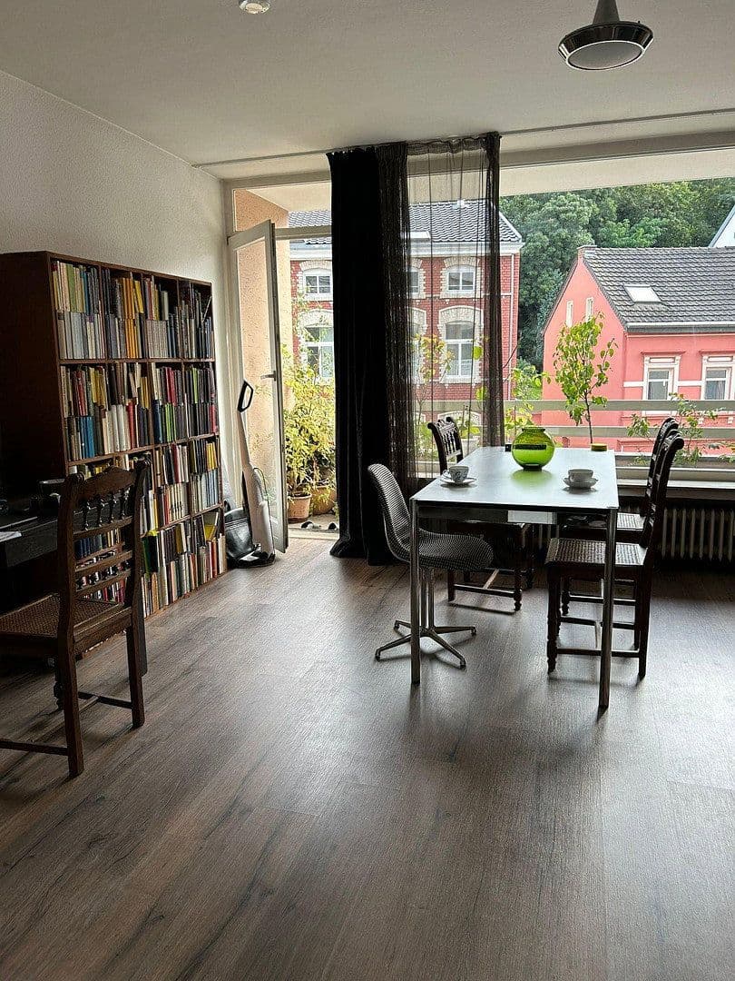 Predaj bytu 1-izbový 35 m², Bonn, Severné Porýnie - Westfálsko Predaj bytu 1-izbový 35 m², Bonn, Severné Porýnie - Westfálsko