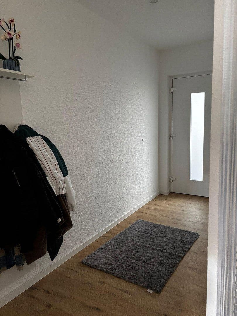 Prenájom bytu 2-izbový 65 m², Kronau, Bádensko-Wurttembersko Prenájom bytu 2-izbový 65 m², Kronau, Bádensko-Wurttembersko