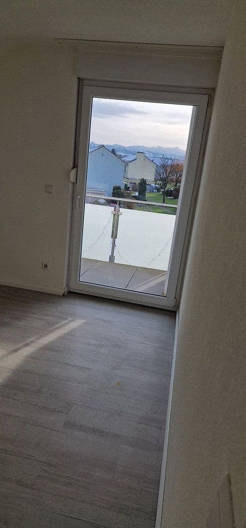 Predaj bytu 4-izbový 91 m², Friedrichshafen, Bádensko-Wurttembersko Predaj bytu 4-izbový 91 m², Friedrichshafen, Bádensko-Wurttembersko