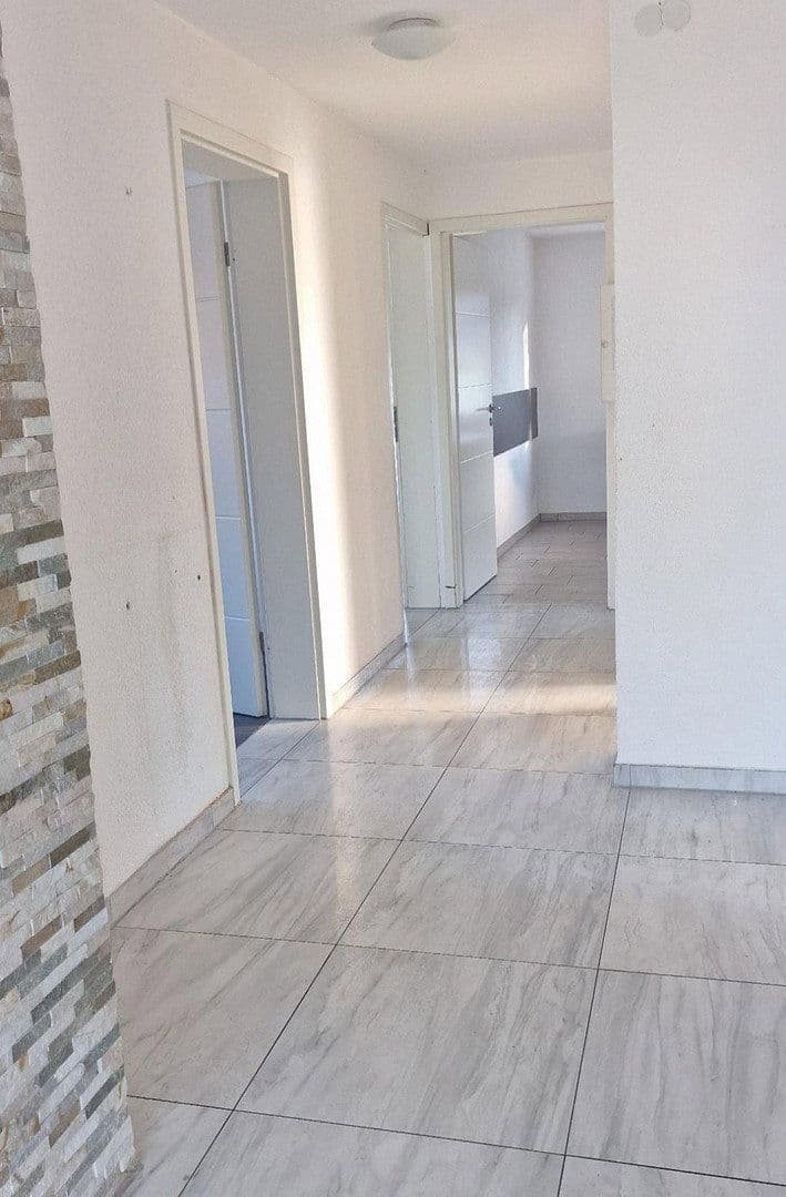 Predaj bytu 4-izbový 91 m², Friedrichshafen, Bádensko-Wurttembersko Predaj bytu 4-izbový 91 m², Friedrichshafen, Bádensko-Wurttembersko