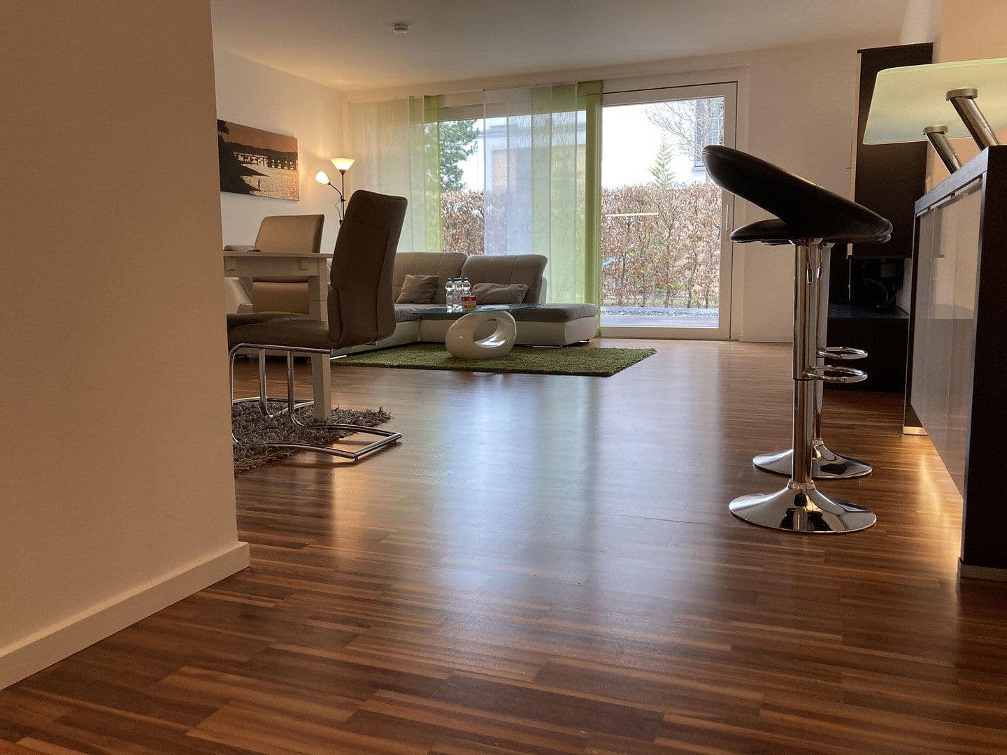 Prenájom bytu 4-izbový 124 m², Erlangen, Bavorsko Prenájom bytu 4-izbový 124 m², Erlangen, Bavorsko