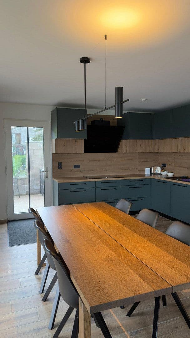 Prenájom domu 145 m², pozemek 495 m², Höfener Str 23d, Schleiden, Severné Porýnie - Westfálsko Prenájom domu 145 m², pozemek 495 m², Höfener Str 23d, Schleiden, Severné Porýnie - Westfálsko