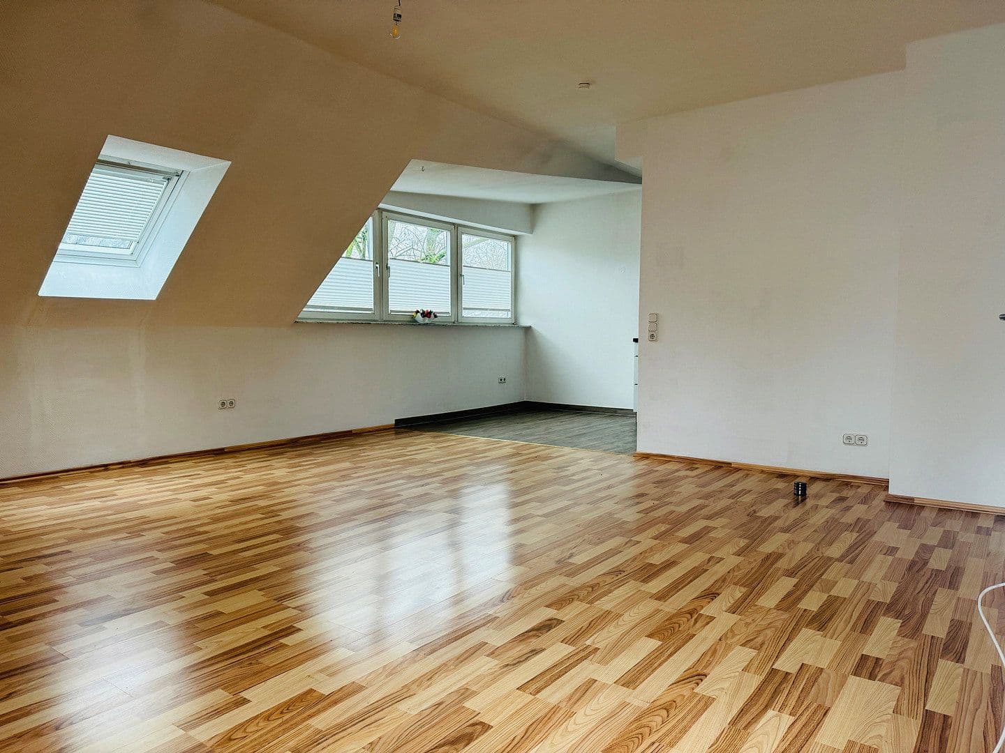 Prenájom bytu 3-izbový 111 m², Karl-Liebknecht-Str. 151, Glienicke/Nordbahn, Brandenbursko Prenájom bytu 3-izbový 111 m², Karl-Liebknecht-Str. 151, Glienicke/Nordbahn, Brandenbursko