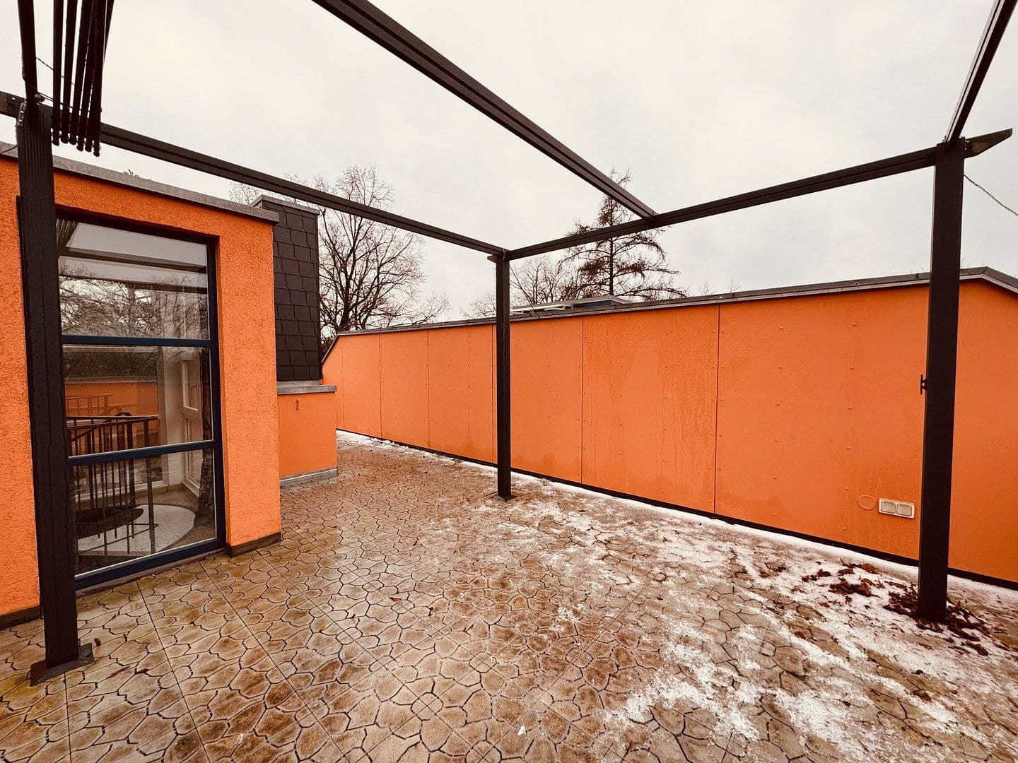 Prenájom bytu 3-izbový 111 m², Karl-Liebknecht-Str. 151, Glienicke/Nordbahn, Brandenbursko Prenájom bytu 3-izbový 111 m², Karl-Liebknecht-Str. 151, Glienicke/Nordbahn, Brandenbursko