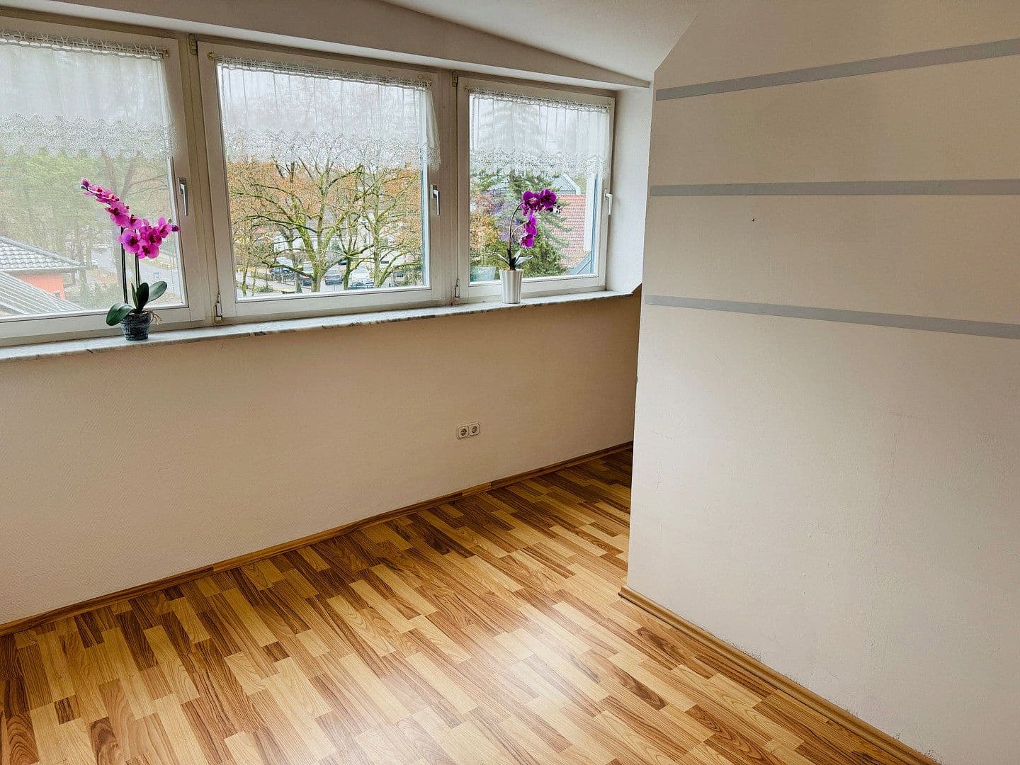 Prenájom bytu 3-izbový 111 m², Karl-Liebknecht-Str. 151, Glienicke/Nordbahn, Brandenbursko Prenájom bytu 3-izbový 111 m², Karl-Liebknecht-Str. 151, Glienicke/Nordbahn, Brandenbursko