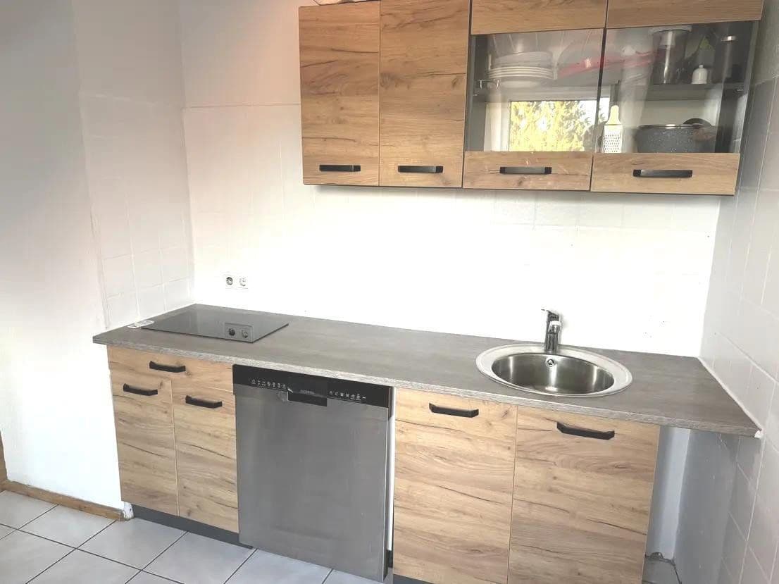 Prenájom bytu 2-izbový 40 m², Wiesloch, Bádensko-Wurttembersko Prenájom bytu 2-izbový 40 m², Wiesloch, Bádensko-Wurttembersko